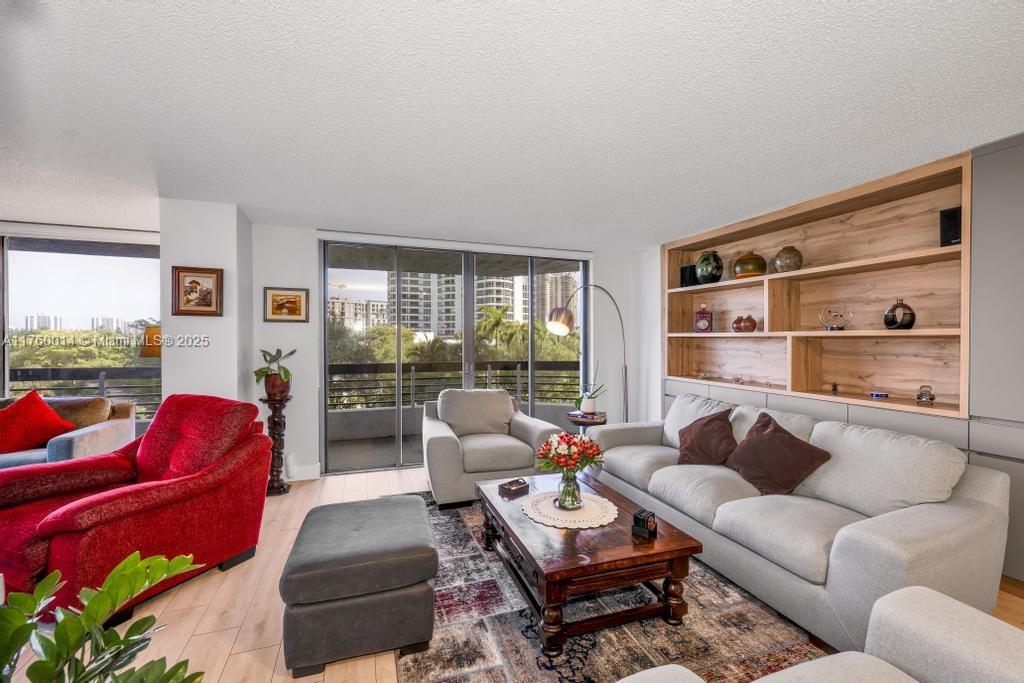 3530 Mystic Pointe Dr #406, Aventura FL 33180