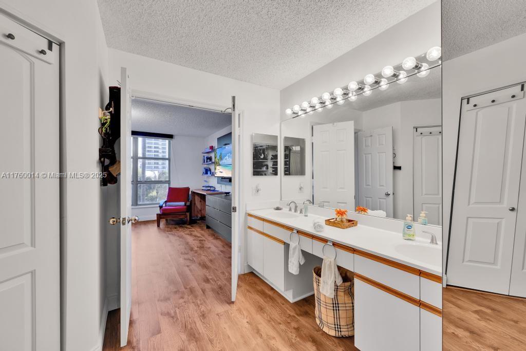 3530 Mystic Pointe Dr #406, Aventura FL 33180