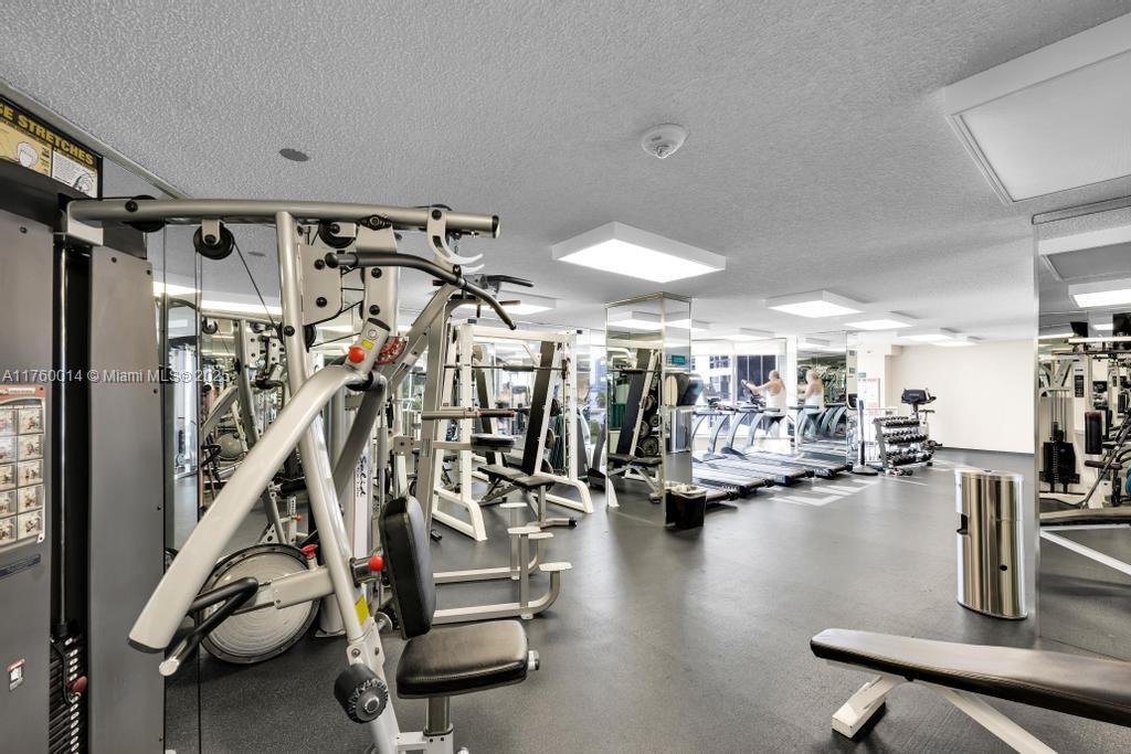 3530 Mystic Pointe Dr #406, Aventura FL 33180