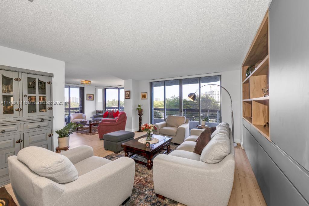 3530 Mystic Pointe Dr #406, Aventura FL 33180