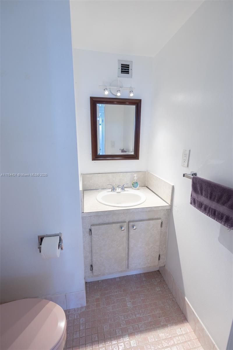 2150 Sans Souci Blvd #A1008, North Miami, Florida image 16
