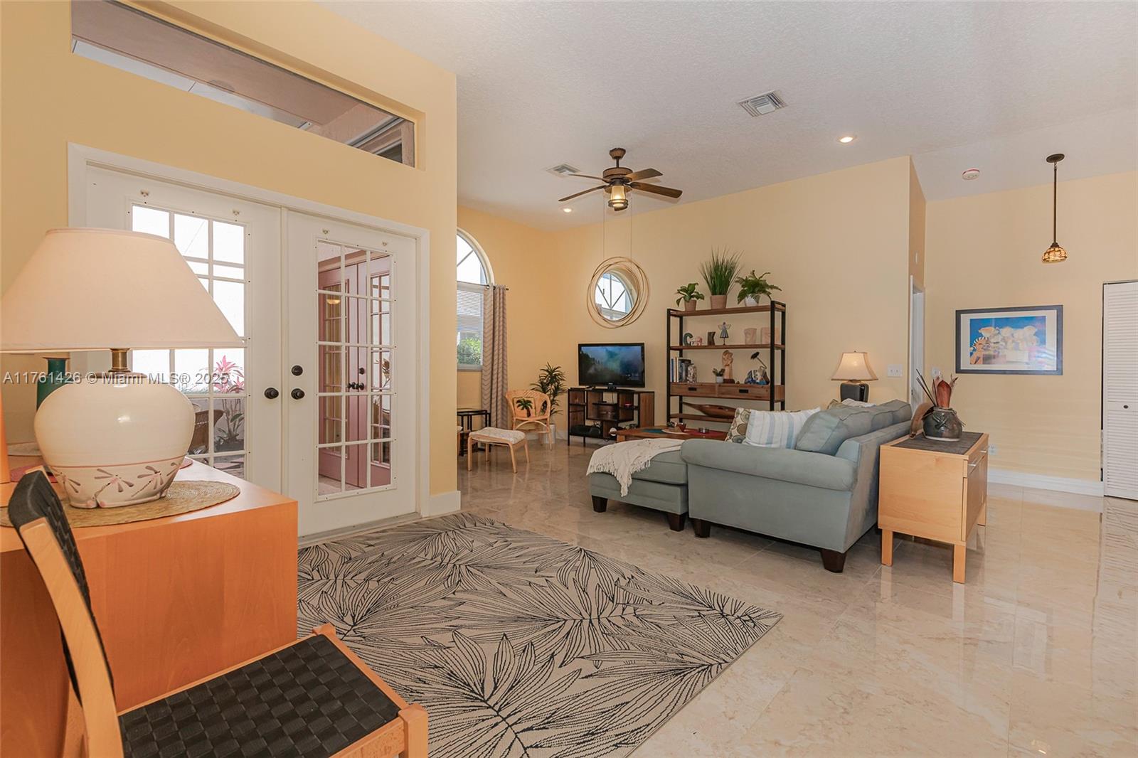 1154 SE 6th Ct, Dania Beach, Florida image 6