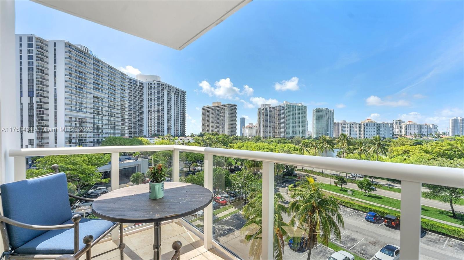 3675 N Country Club Dr #603, Aventura, Florida image 27