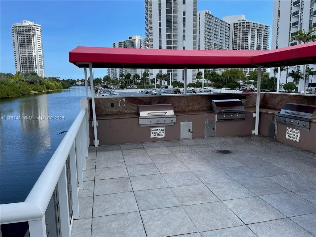 3675 N Country Club Dr #603, Aventura, Florida image 30