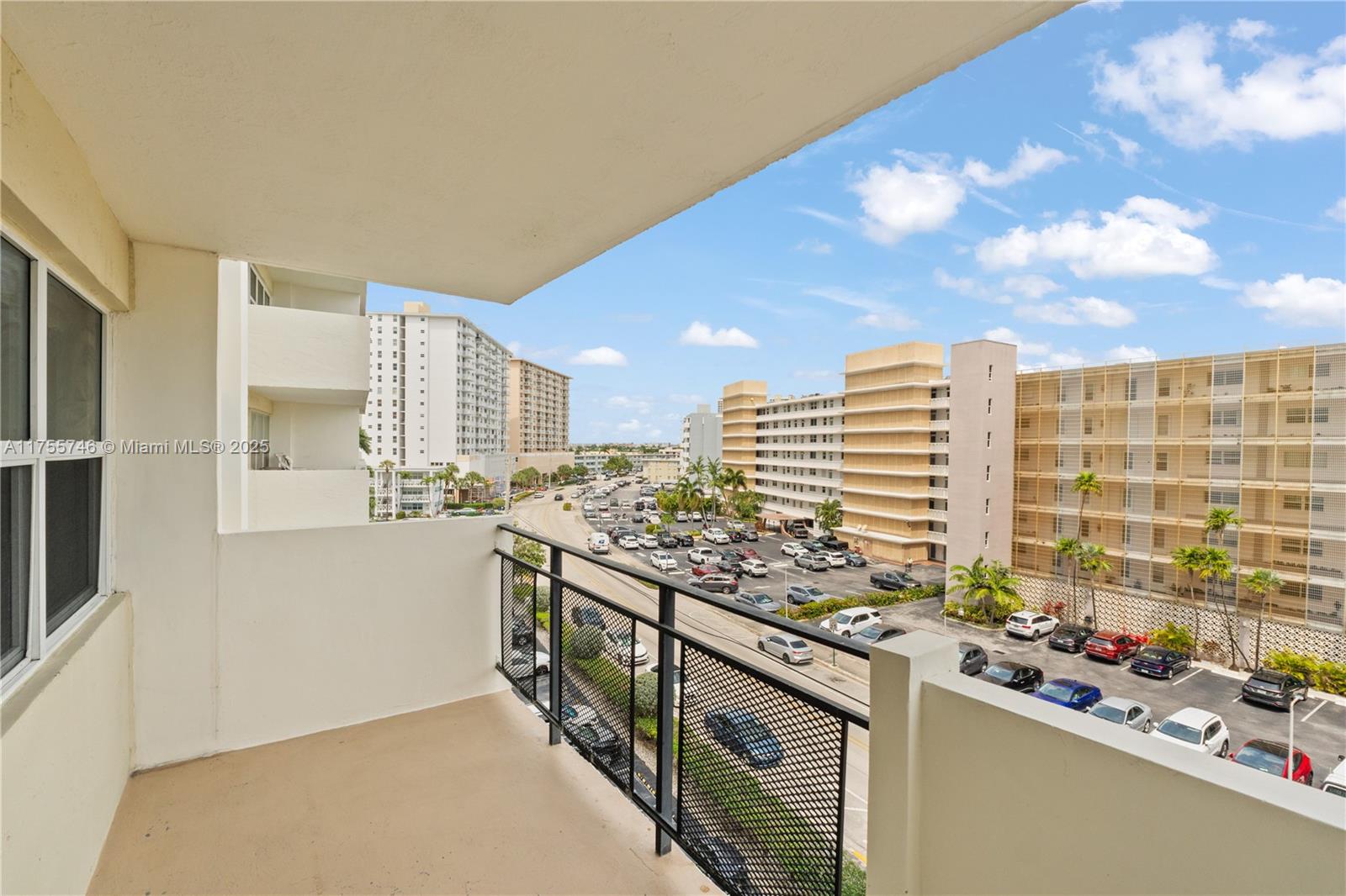 401 Golden Isles Dr #516, Hallandale Beach, Florida image 1