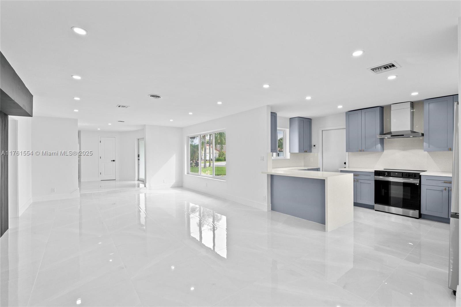 719 SW 25th Ave, Boynton Beach, Florida image 14