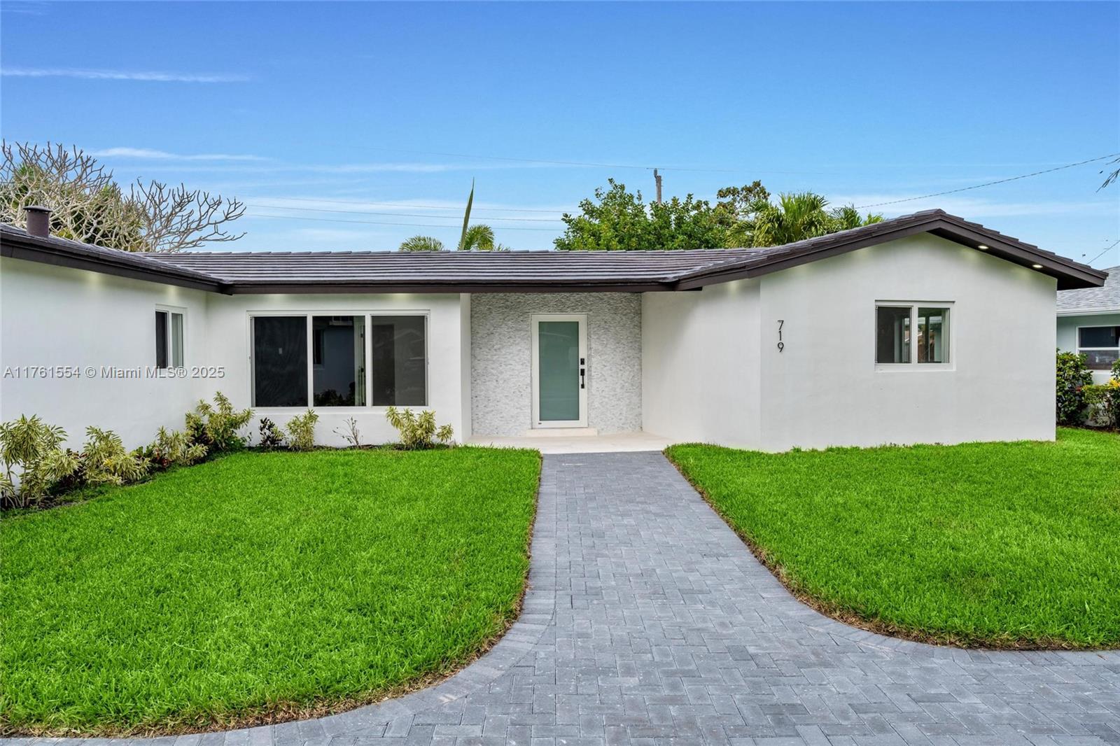 719 SW 25th Ave, Boynton Beach, Florida image 2