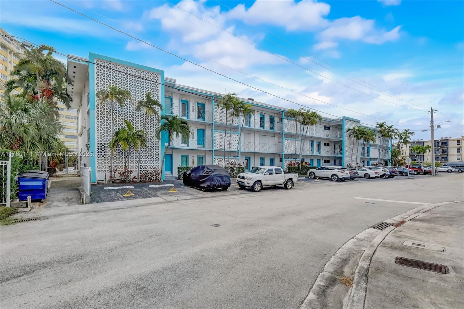 2500 Diana Dr #316, Hallandale Beach, Florida image 30
