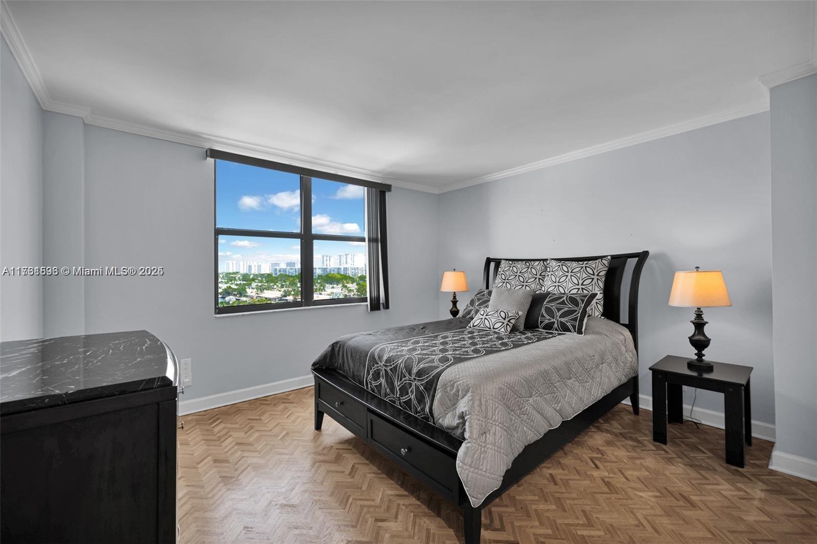 Listing Photo 19