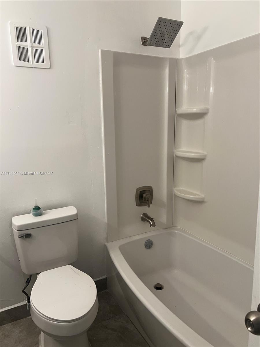 4372 W 11th Ln #30, Hialeah, Florida image 19