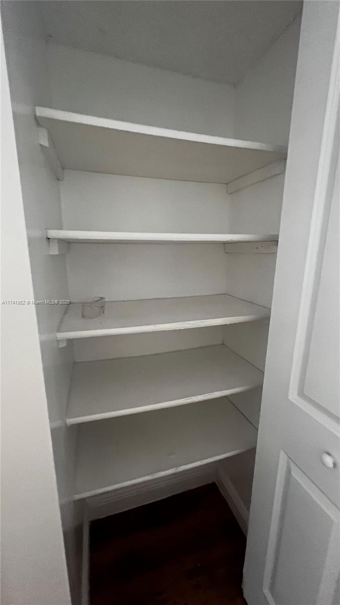 4372 W 11th Ln #30, Hialeah, Florida image 20