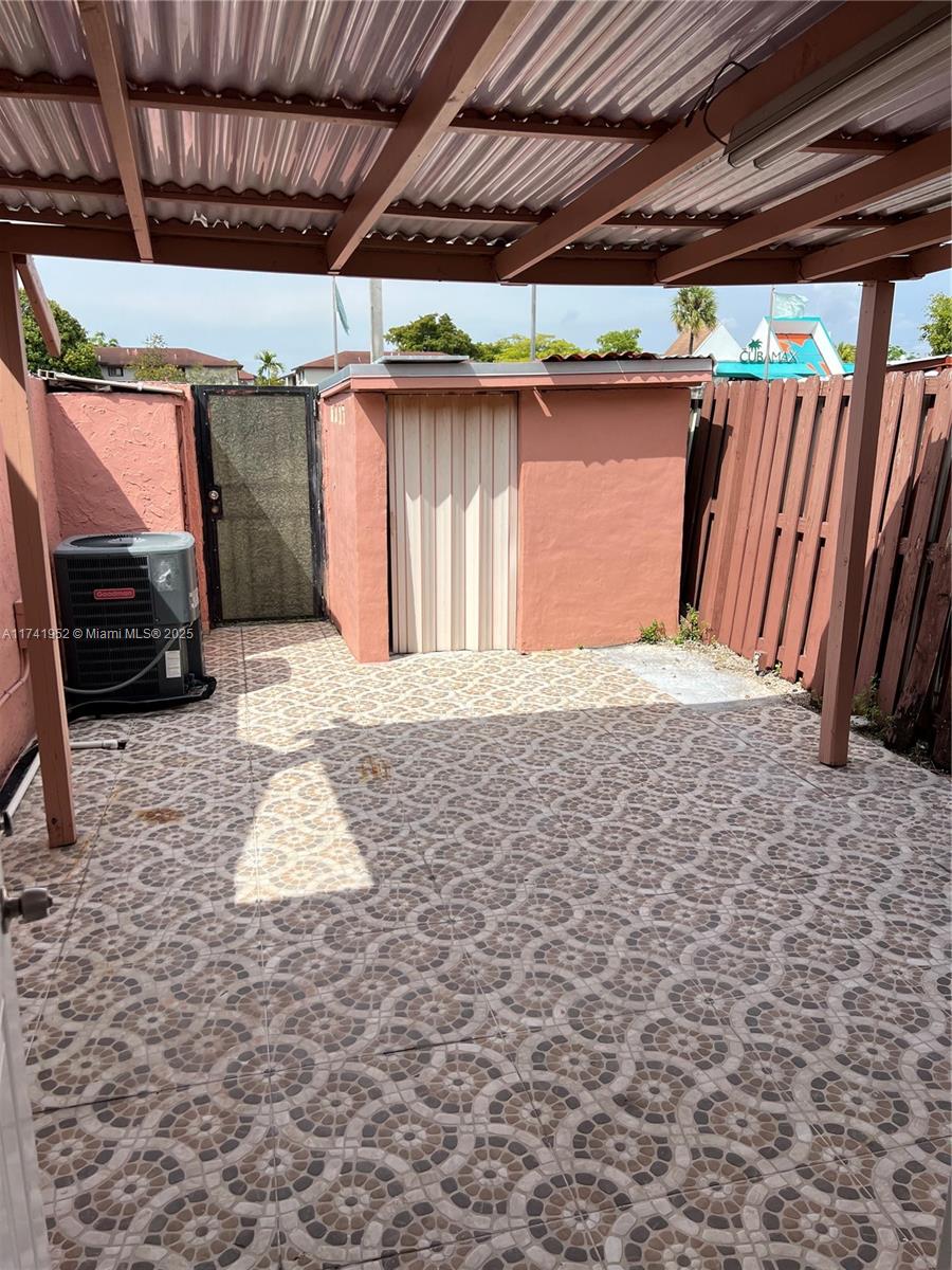 4372 W 11th Ln #30, Hialeah, Florida image 22
