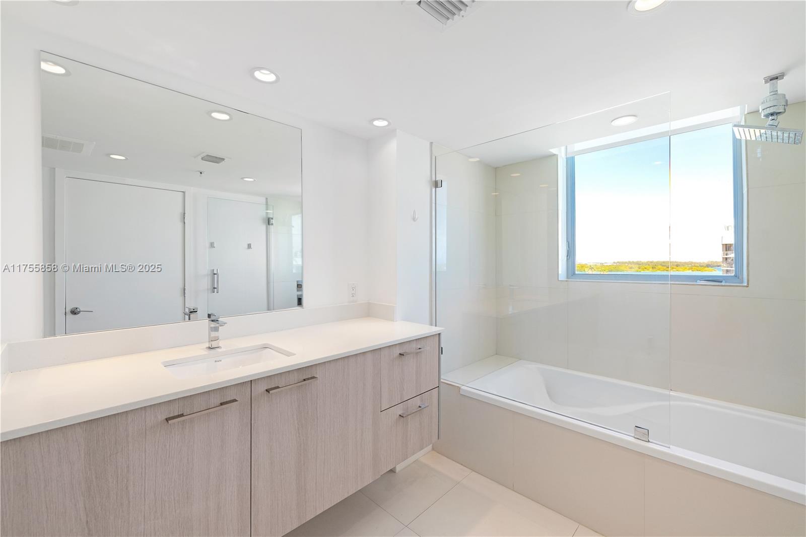 1133 102nd St #807, Bay Harbor Islands, Florida image 13