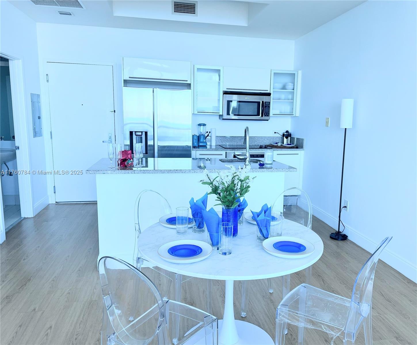 888 Biscayne Blvd #4807, Miami FL 33132