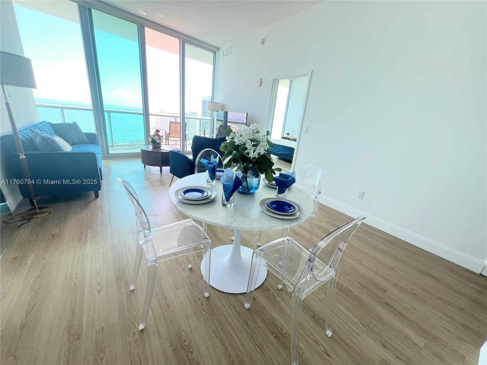 888 Biscayne Blvd #4807, Miami FL 33132