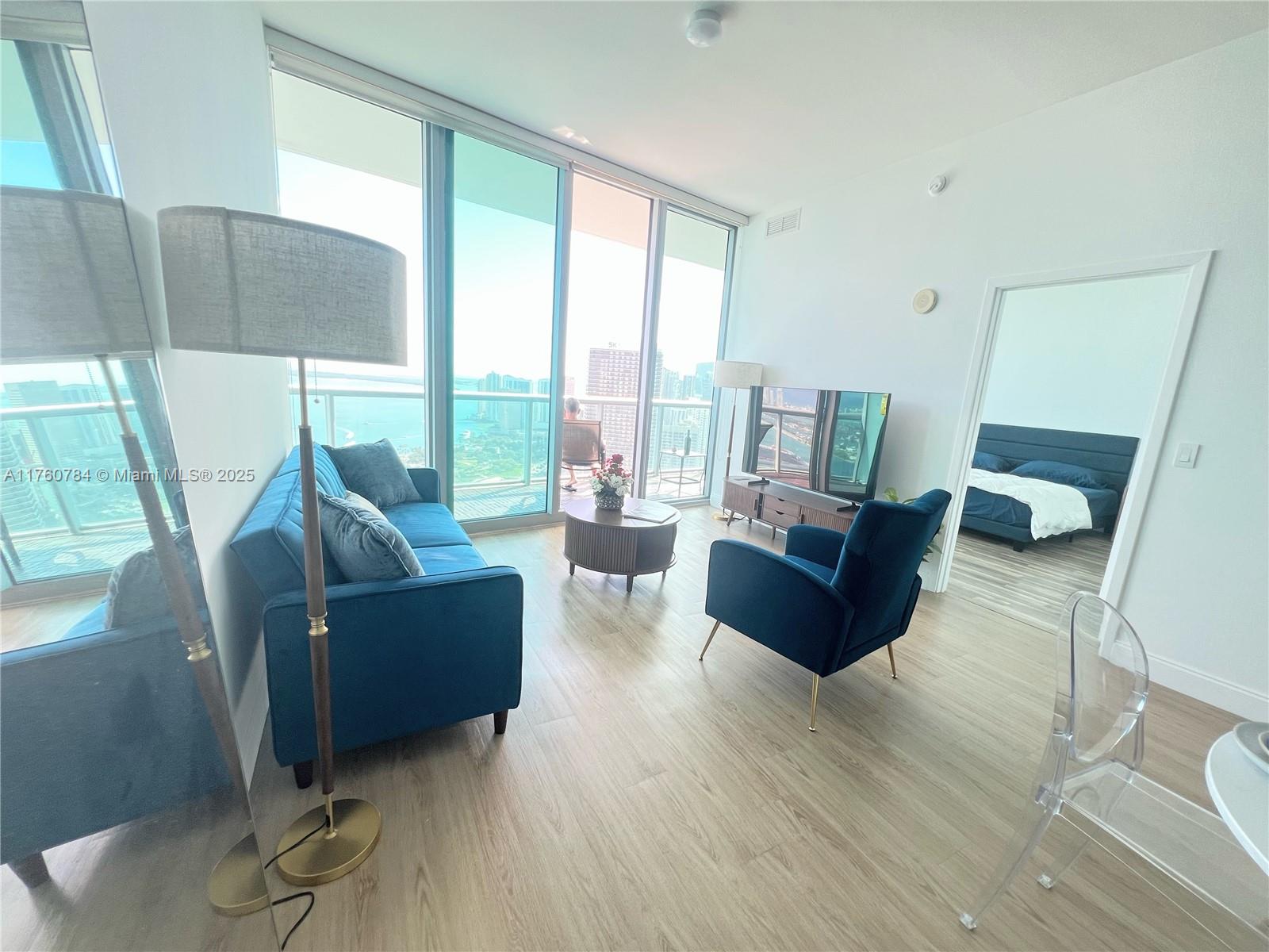 888 Biscayne Blvd #4807, Miami FL 33132