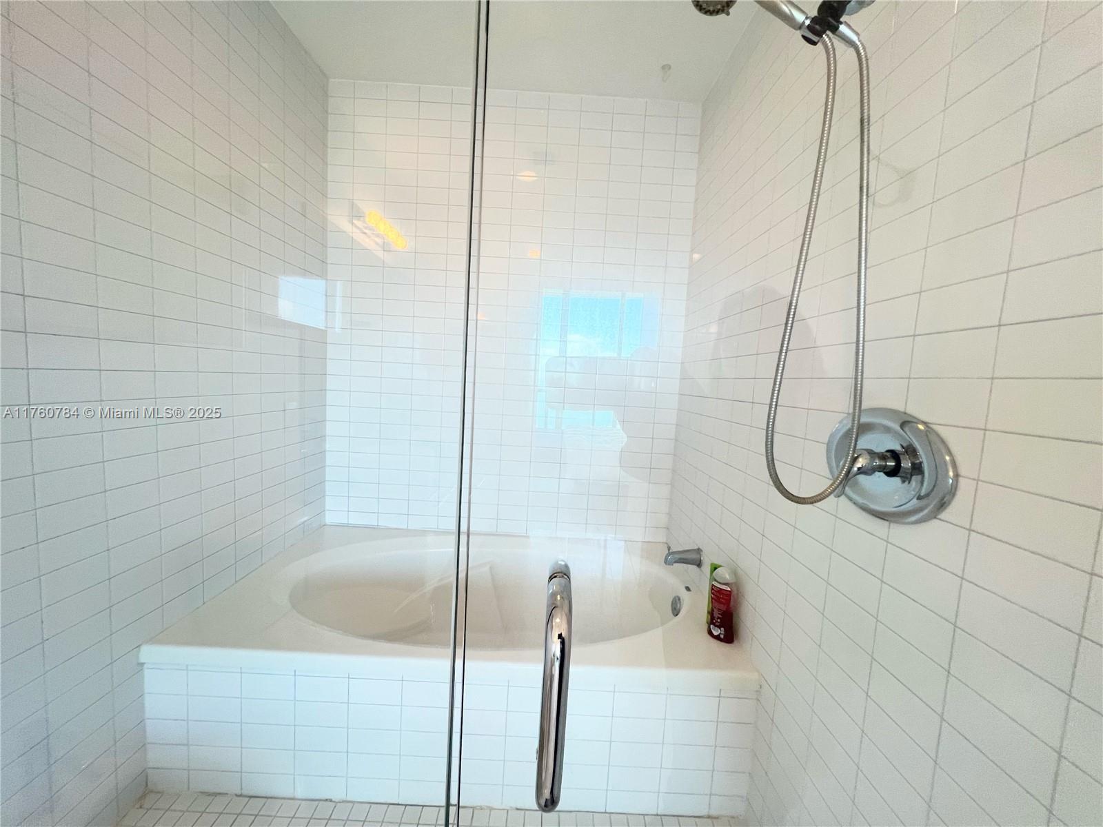 888 Biscayne Blvd #4807, Miami FL 33132