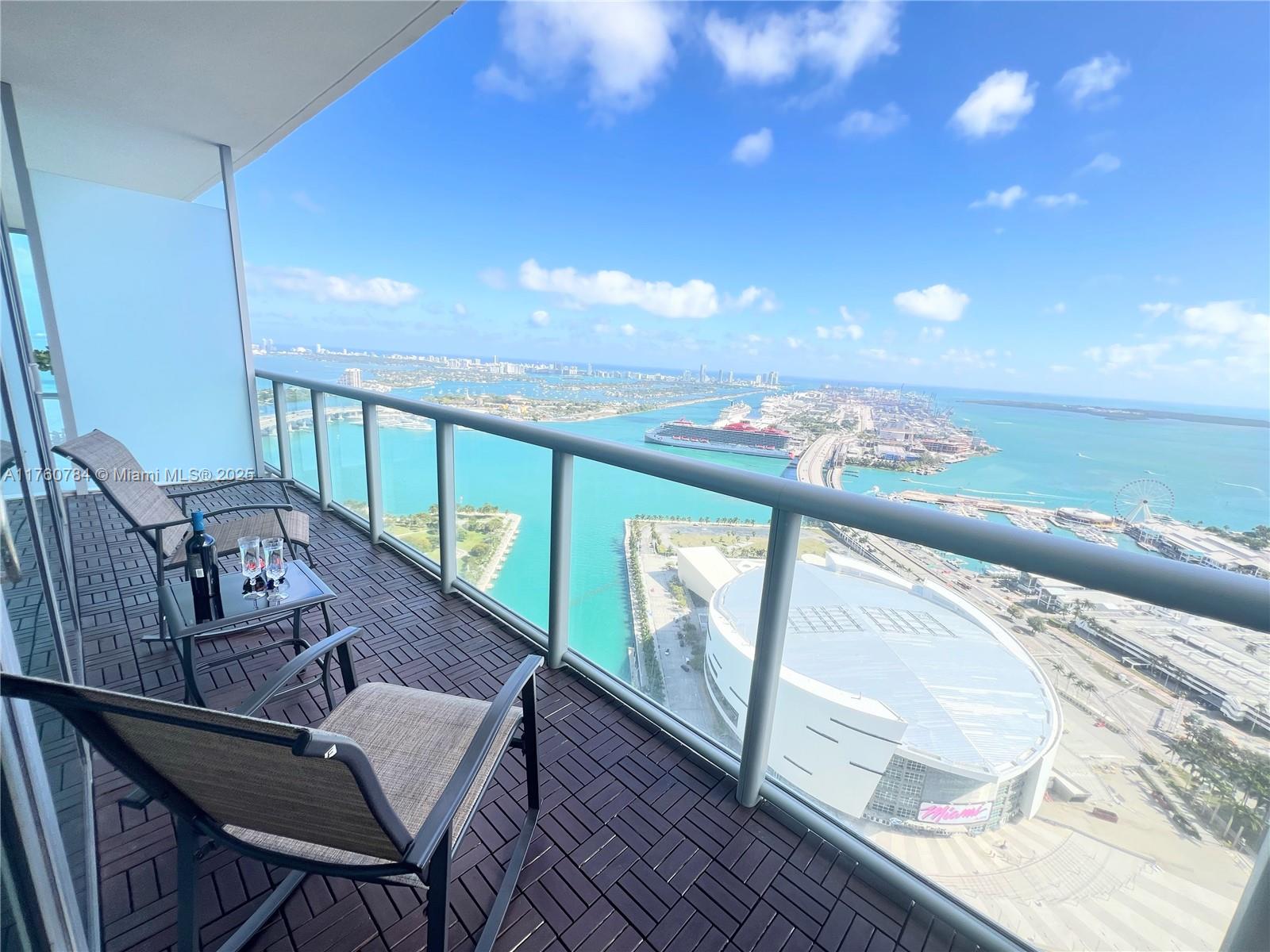 888 Biscayne Blvd #4807, Miami FL 33132