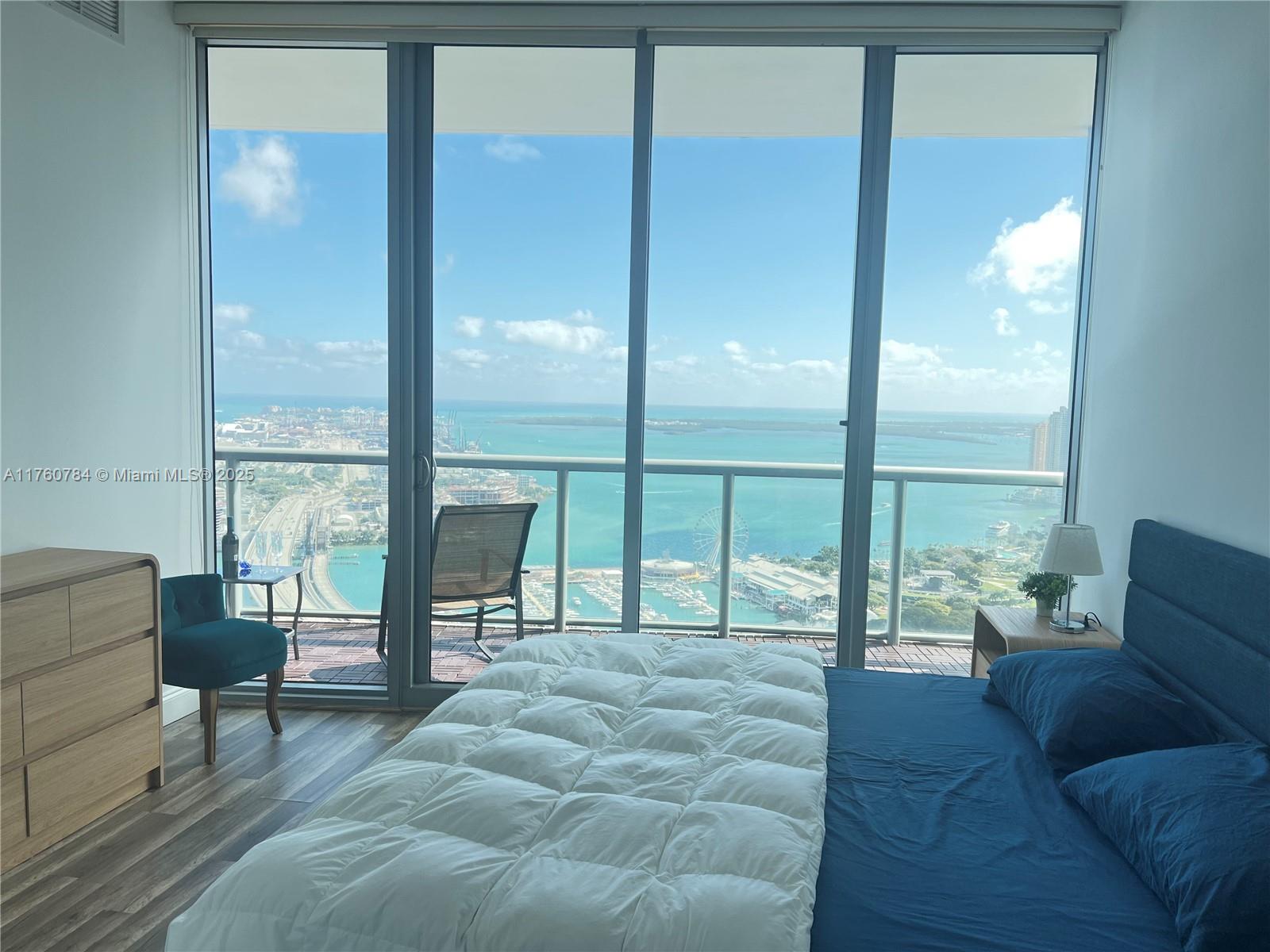 888 Biscayne Blvd #4807, Miami FL 33132