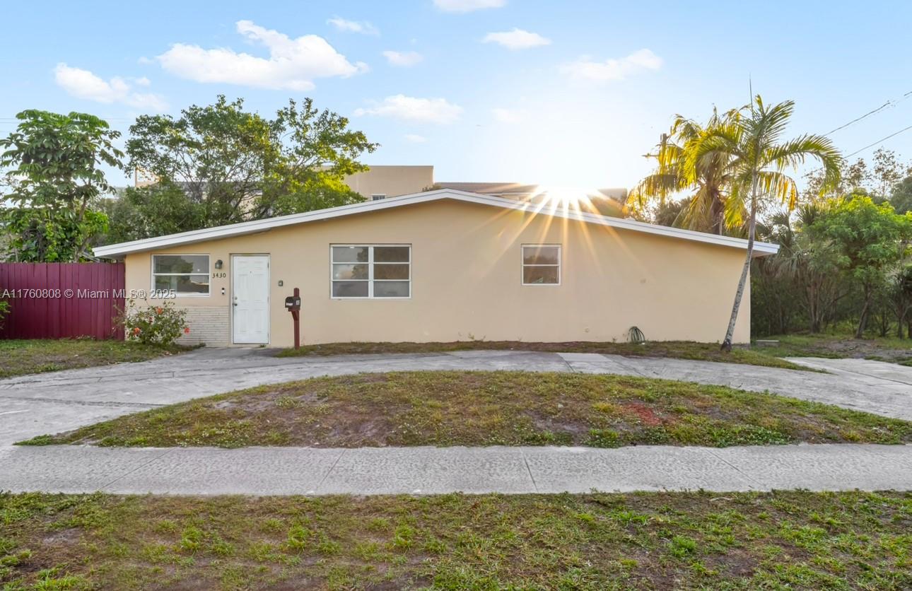 3430 NW 43rd Ave, Lauderdale Lakes, Florida image 2