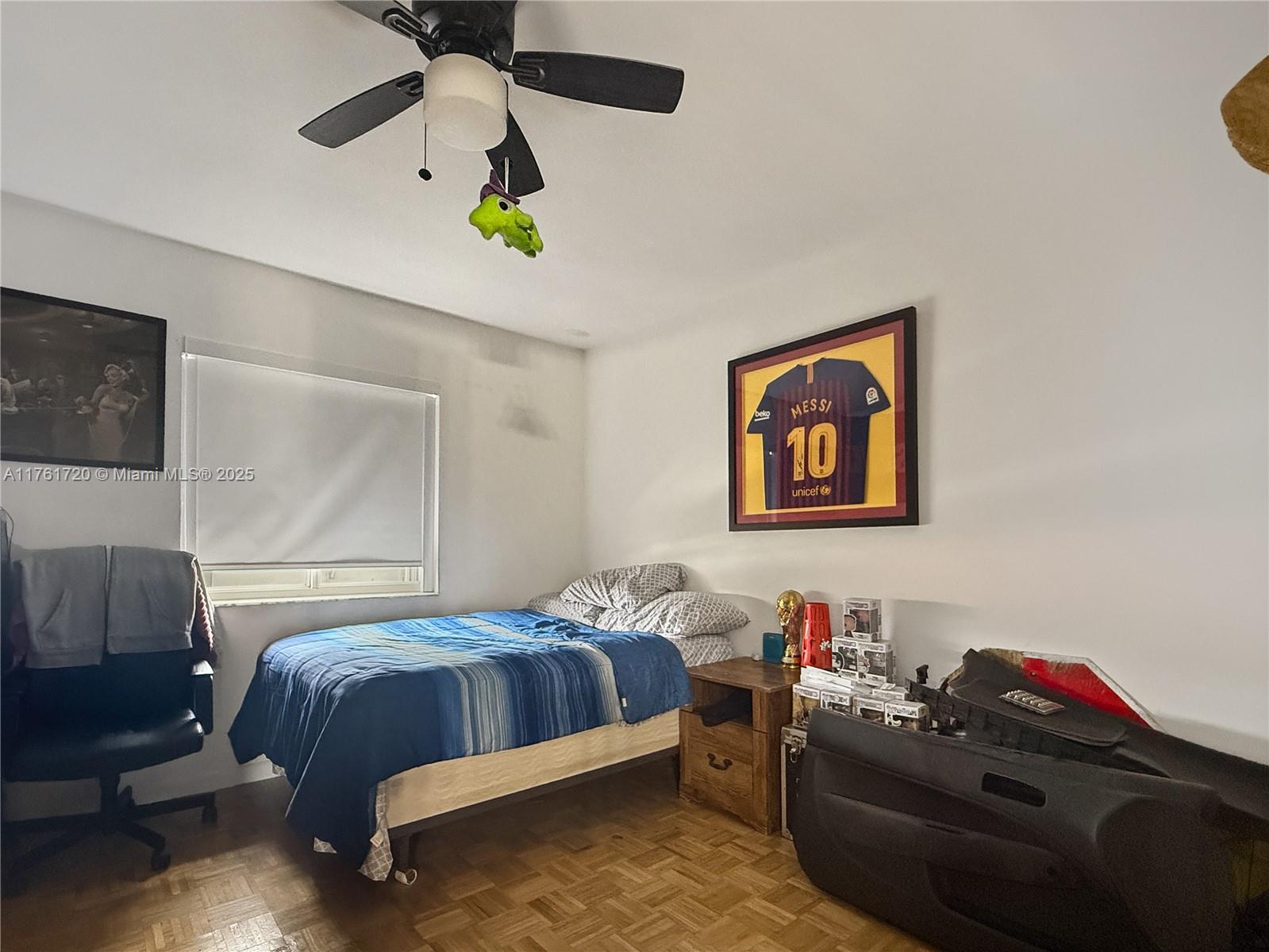 Listing Photo 11
