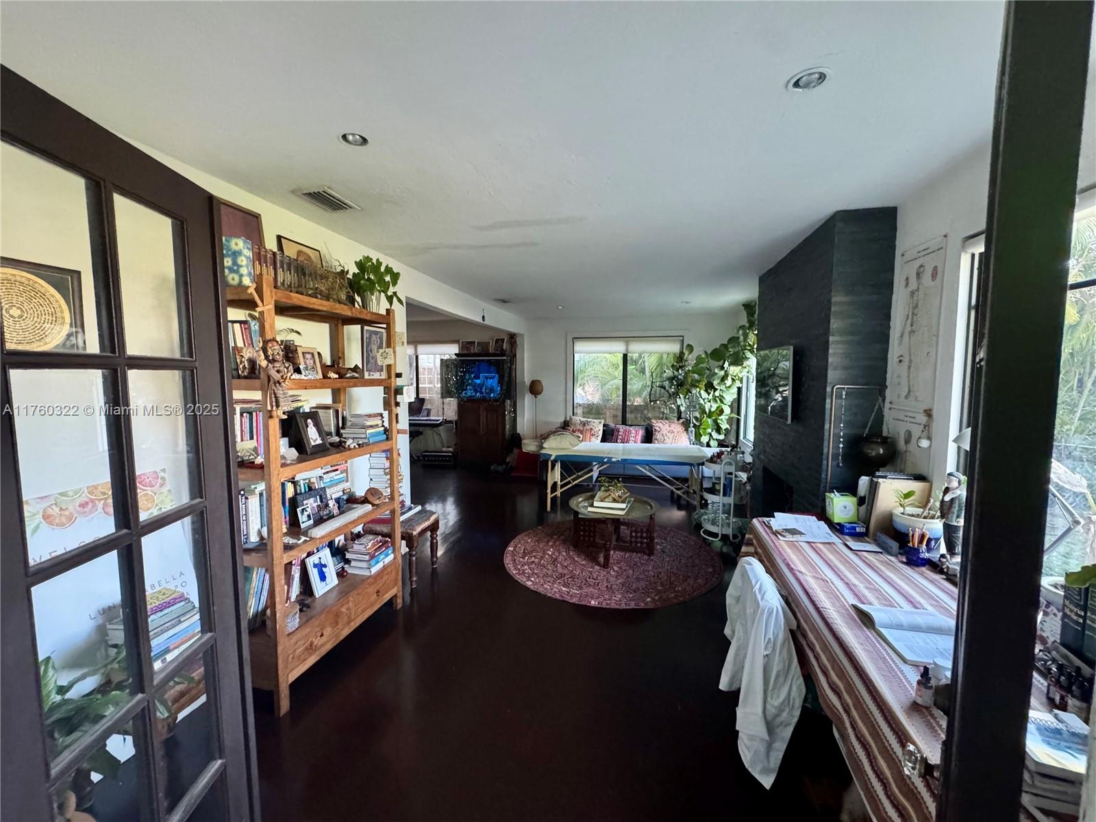Listing Photo 6