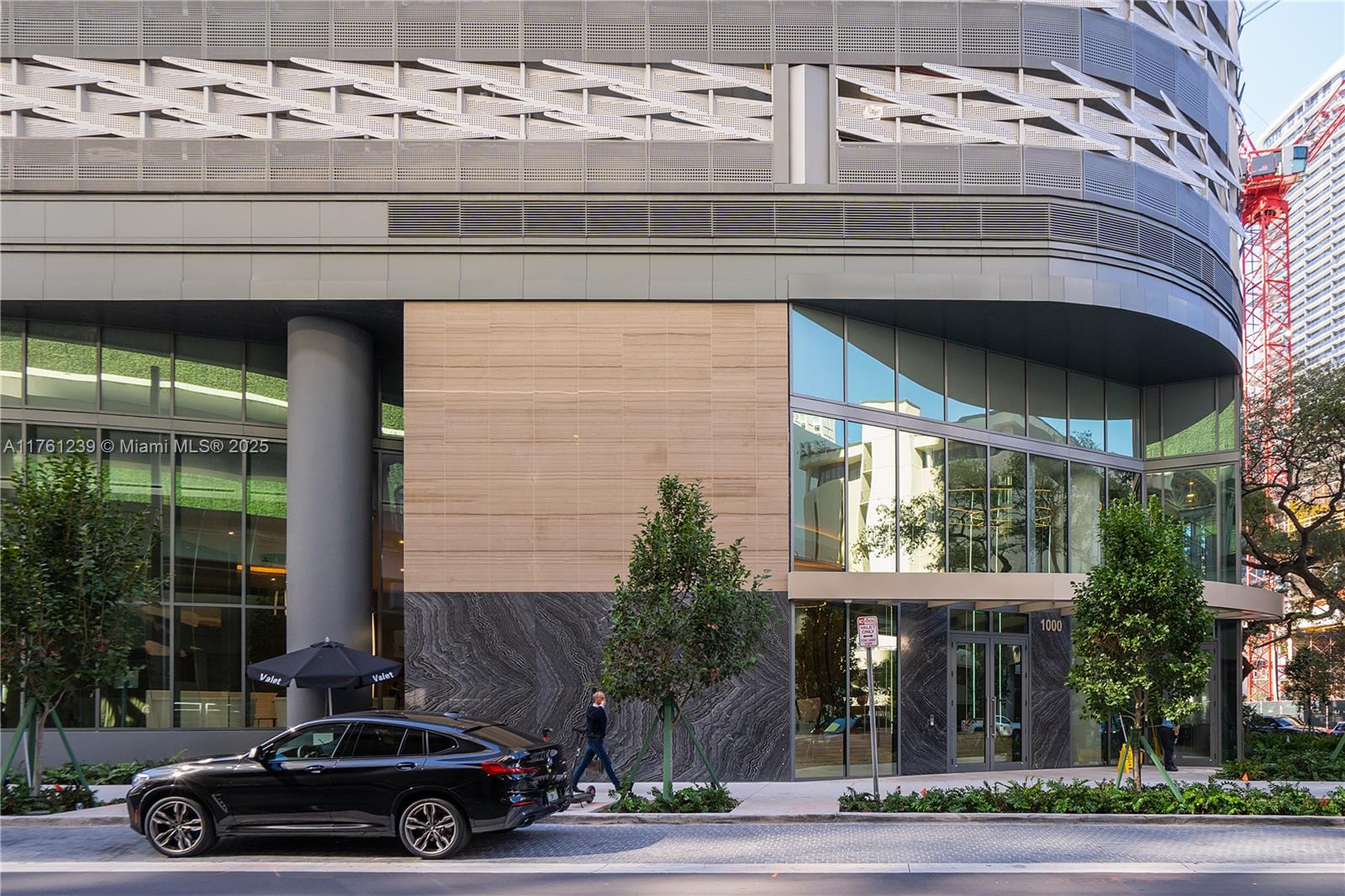 1000 Brickell Plz #2415, Miami FL 33131