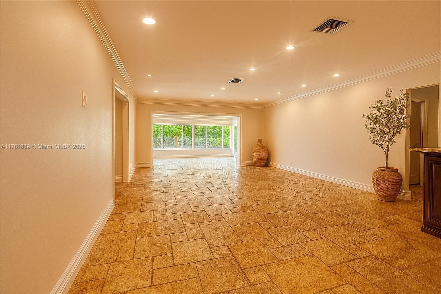 7557 Mutiny Ave, North Bay Village, Florida image 12