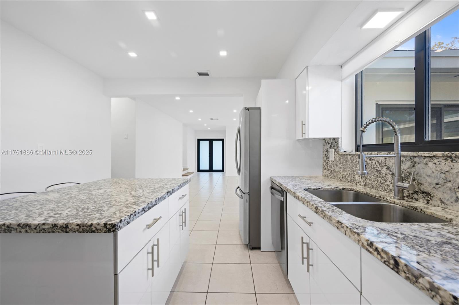 1321 NE 173rd St, North Miami Beach, Florida image 13