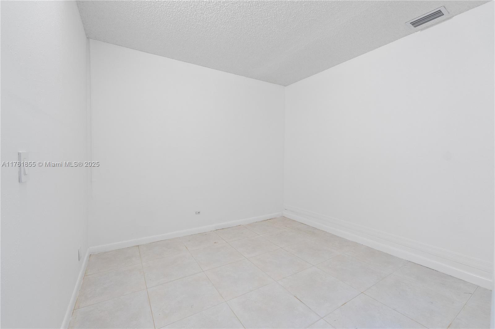 Listing Photo 42