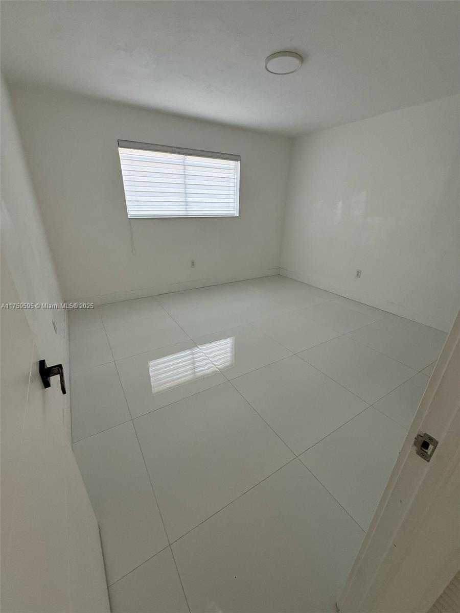 2340 Jamaica Dr, Miramar, Florida image 7