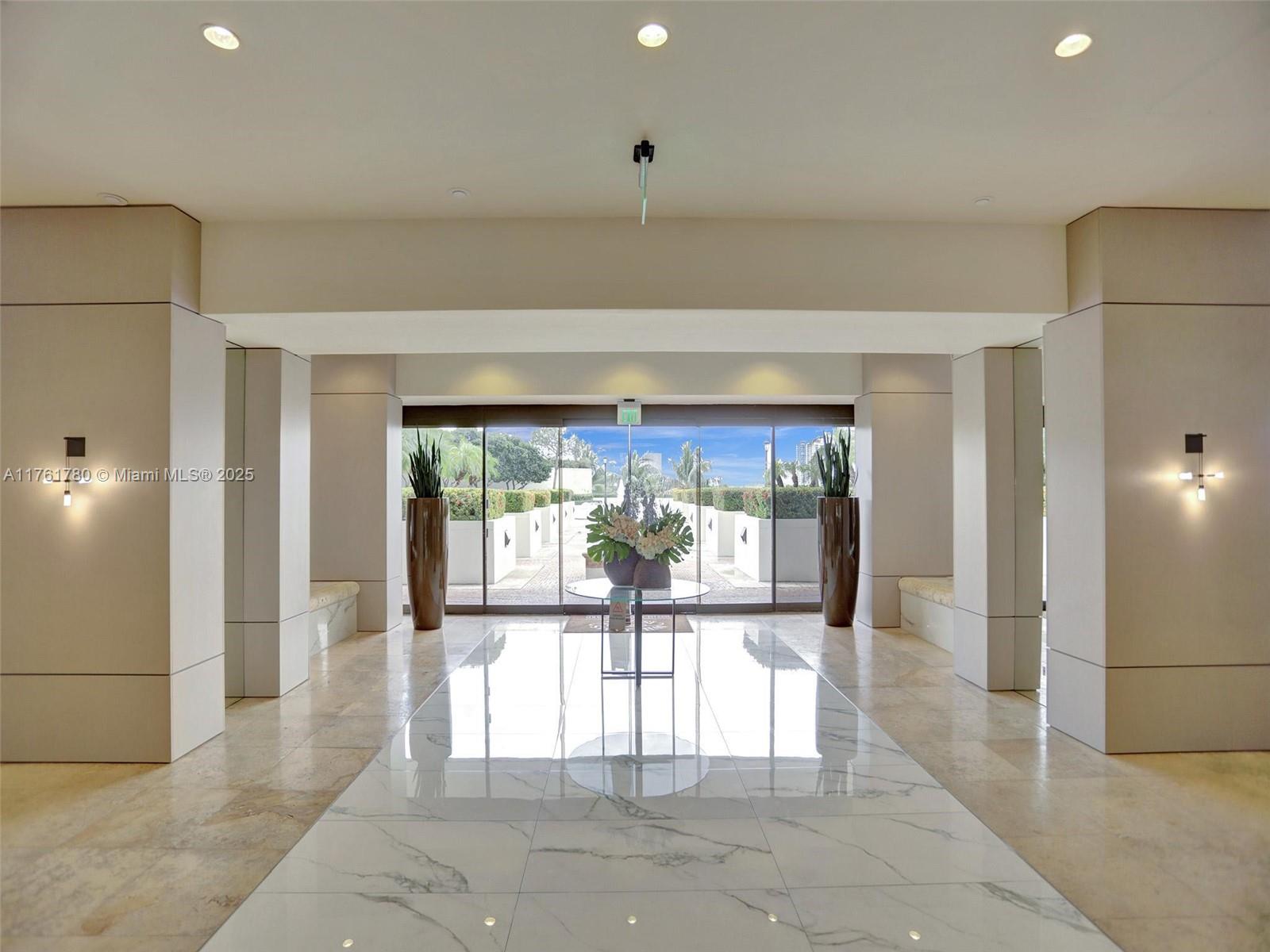 1000 W Island Blvd #2606, Aventura, Florida image 31