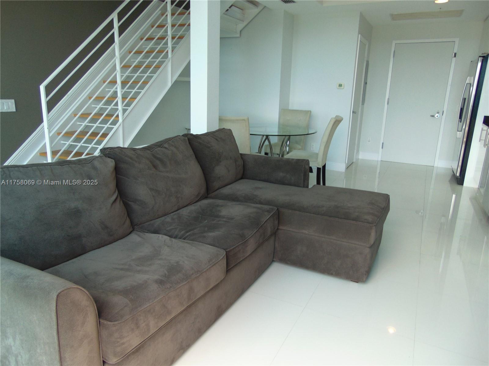 60 SW 13th St #2619, Miami FL 33130
