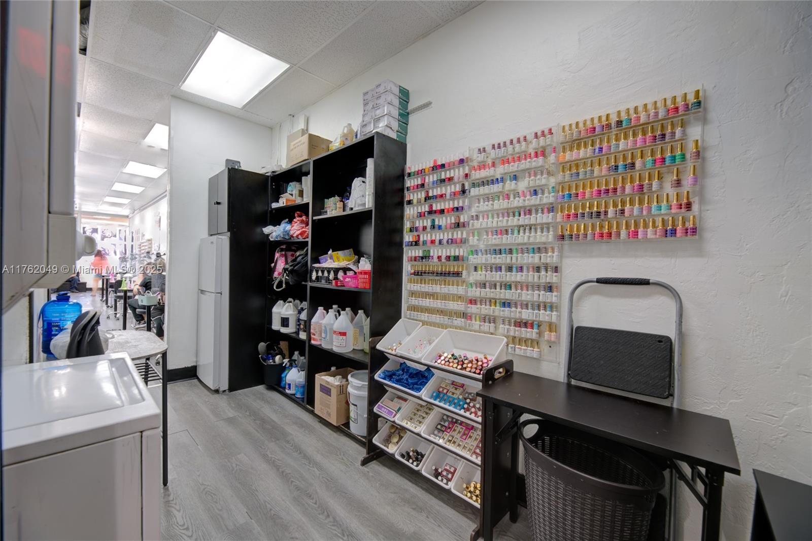 Suite For Lash & Facial Technicians W/ Sink