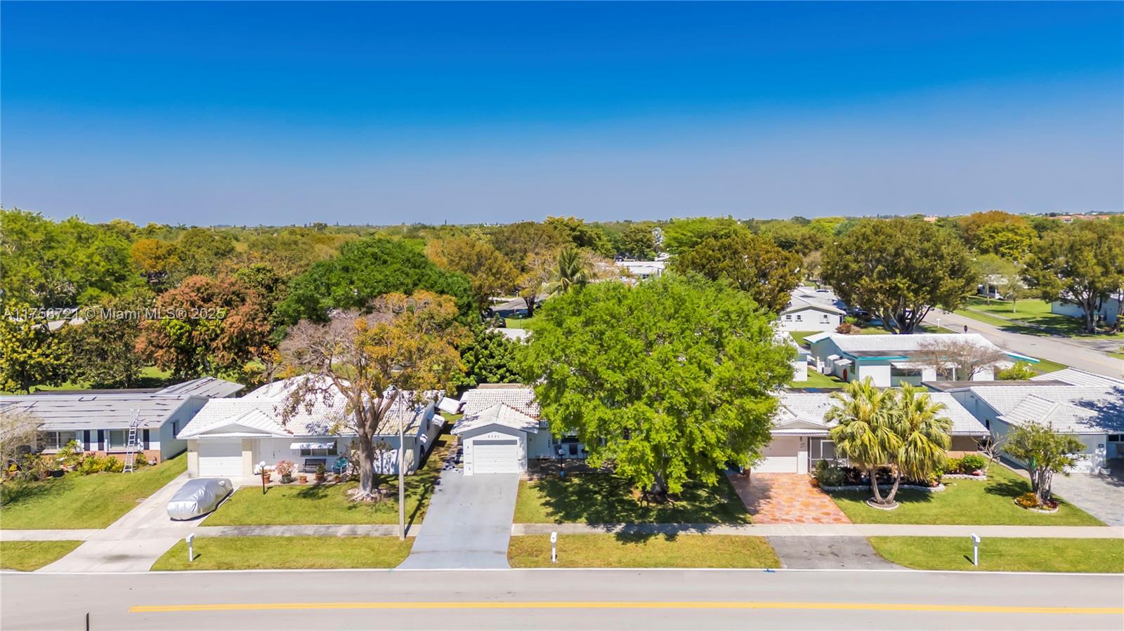 9021 NW 12th St, Plantation, Florida image 20