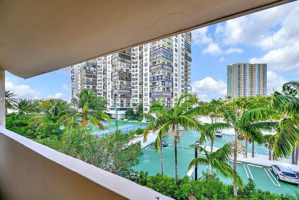 2201 Brickell Ave #80, Miami FL 33129
