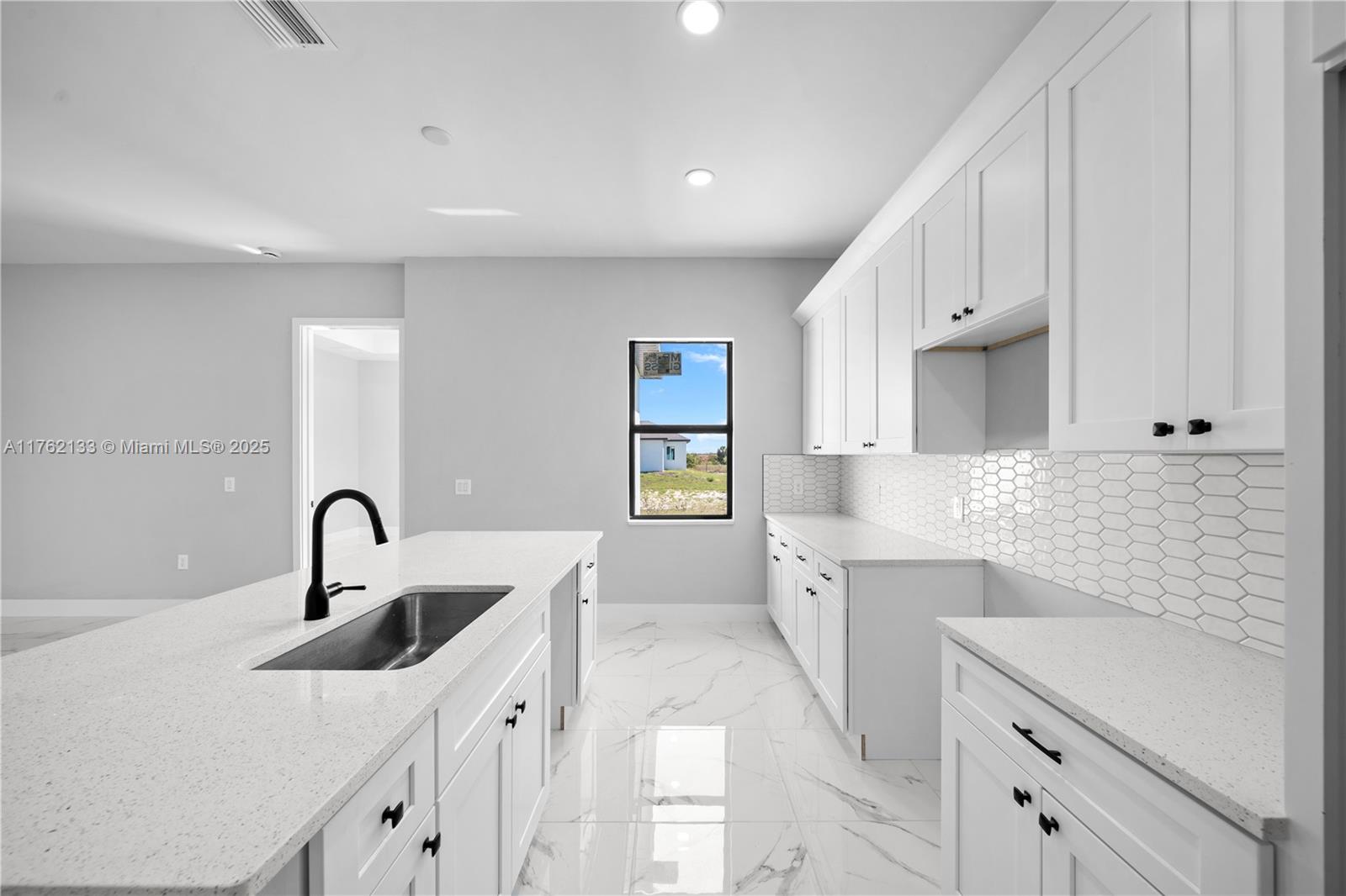 7537 5th Ter, La Belle, Florida image 18