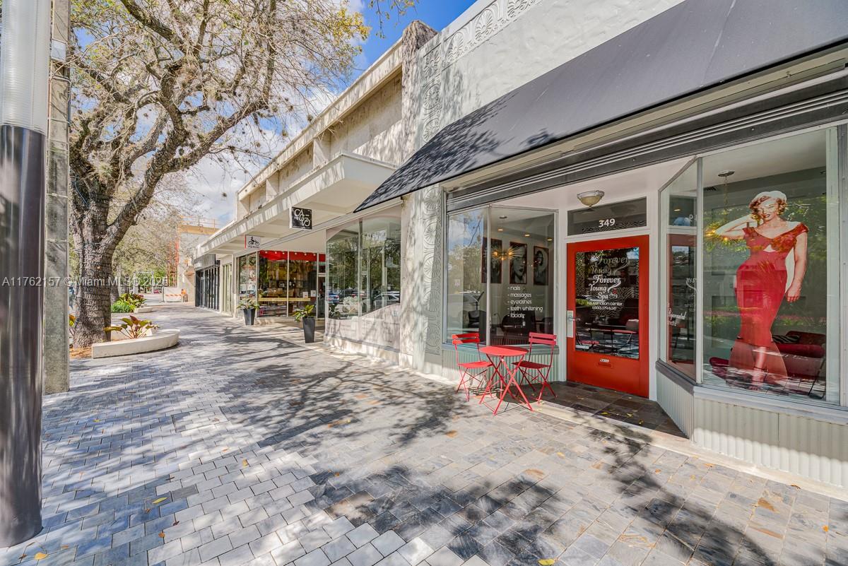 Suites For Lash & Facial Technicians On Miracle Mile
