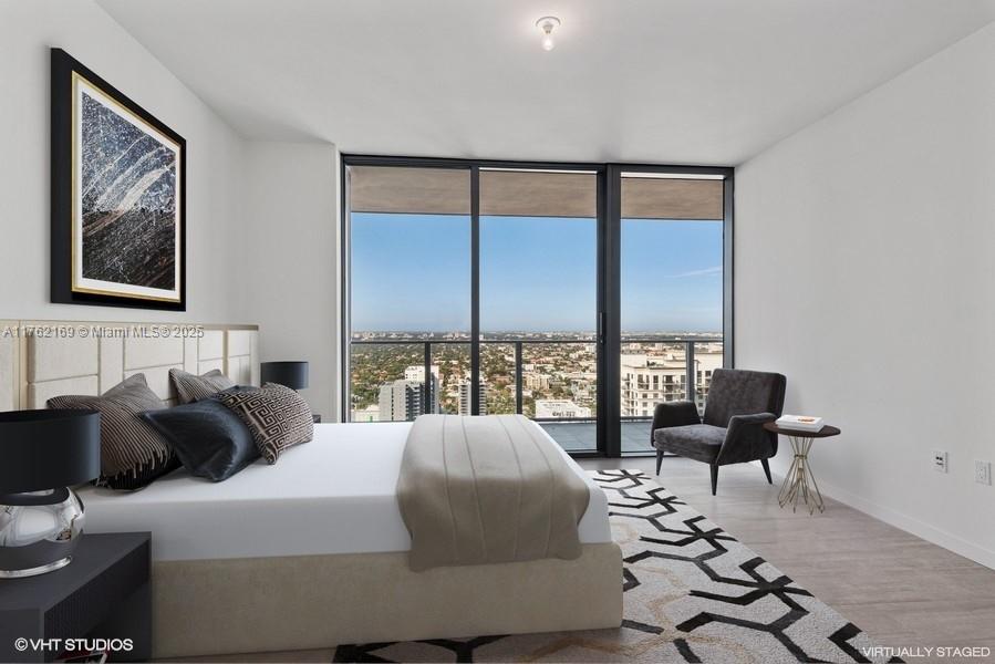 1000 Brickell Plz #4110, Miami FL 33131