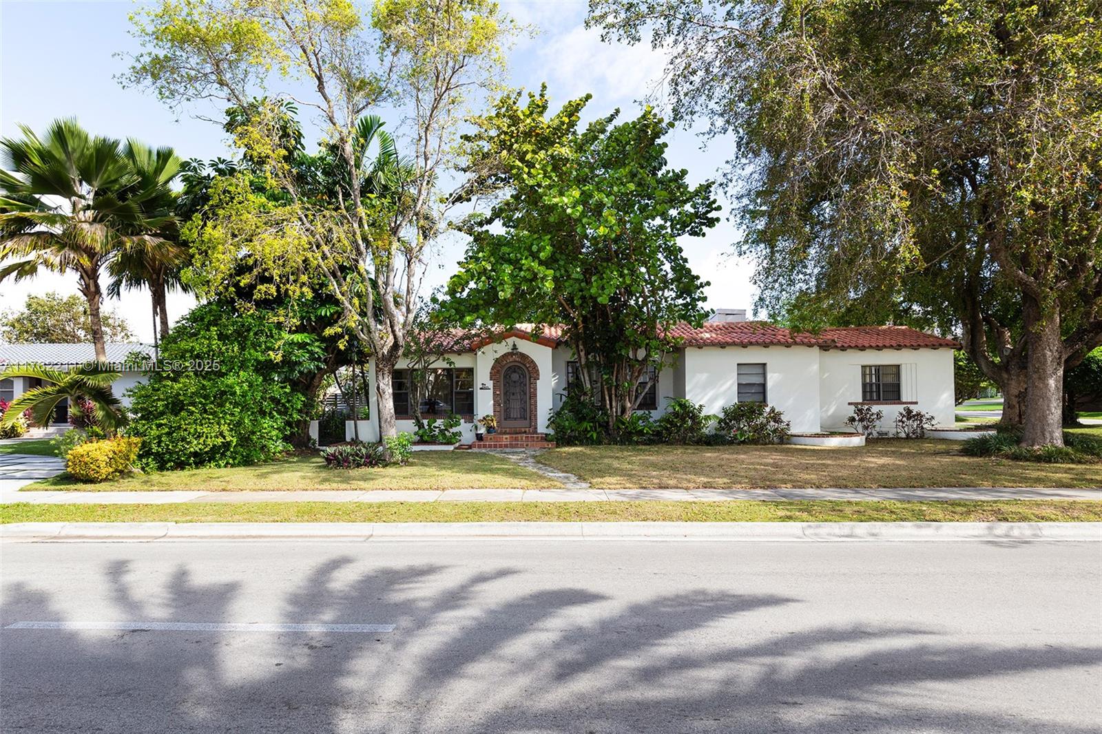 485 NE 96th St, Miami Shores, Florida image 1