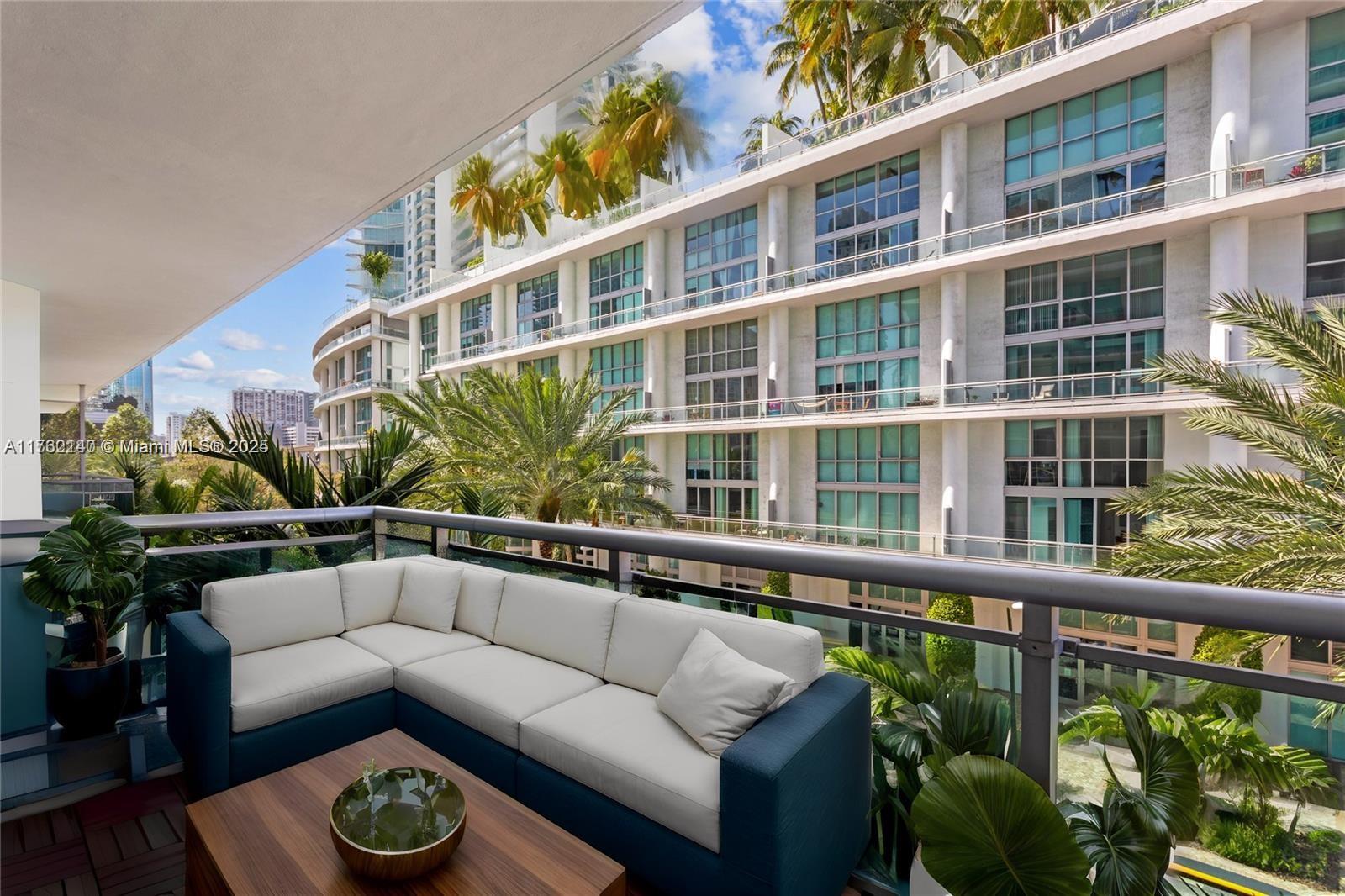 350 S Miami Ave #310, Miami FL 33130