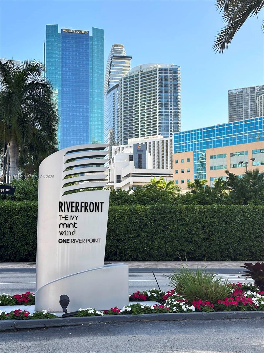 350 S Miami Ave #310, Miami FL 33130