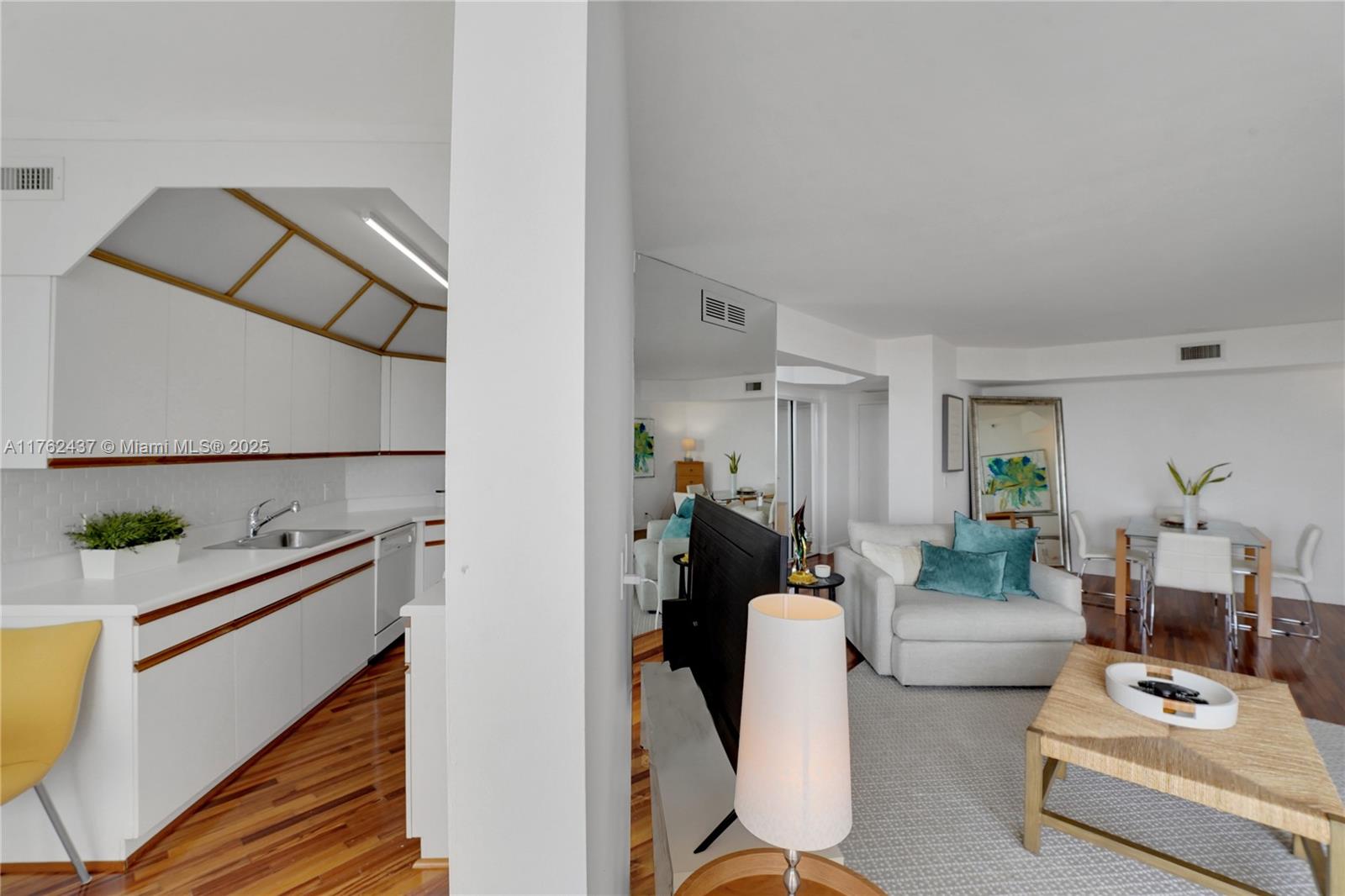 Listing Photo 22