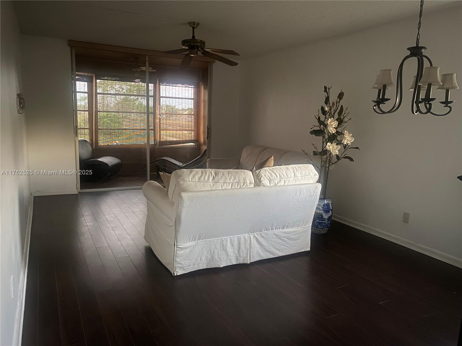 9041 Sunrise Lakes Blvd #213, Sunrise, Florida image 6
