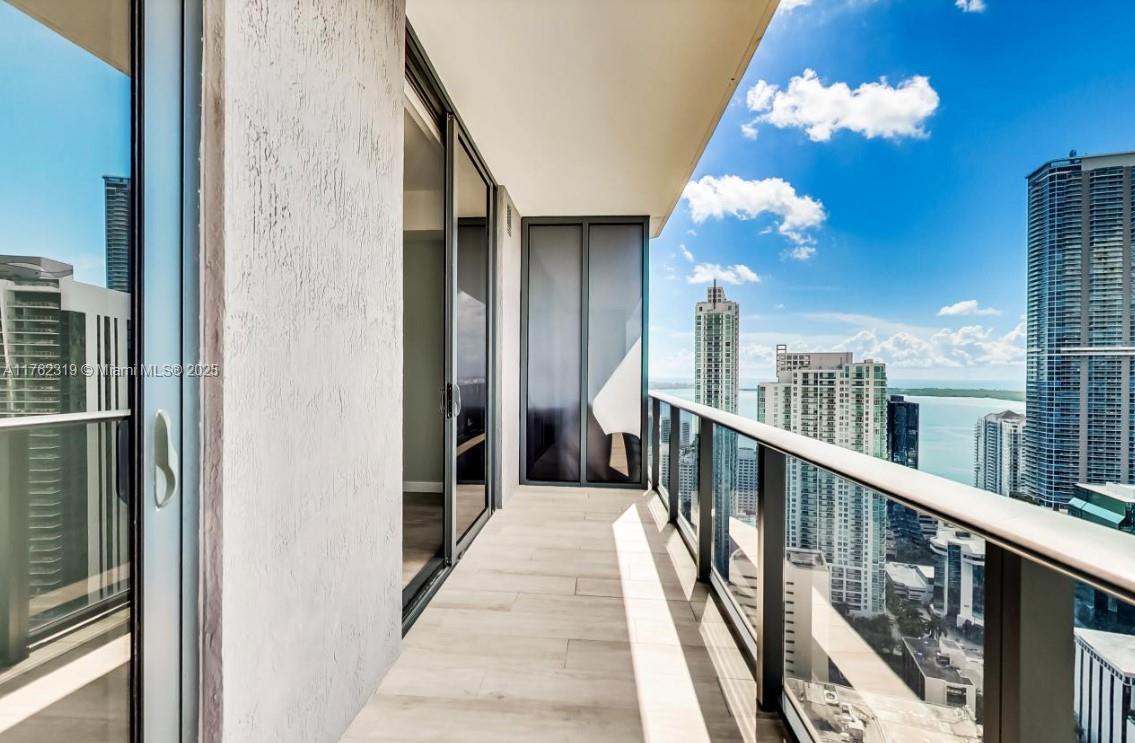 45 9th St Unit 4104, Miami, Florida 33130