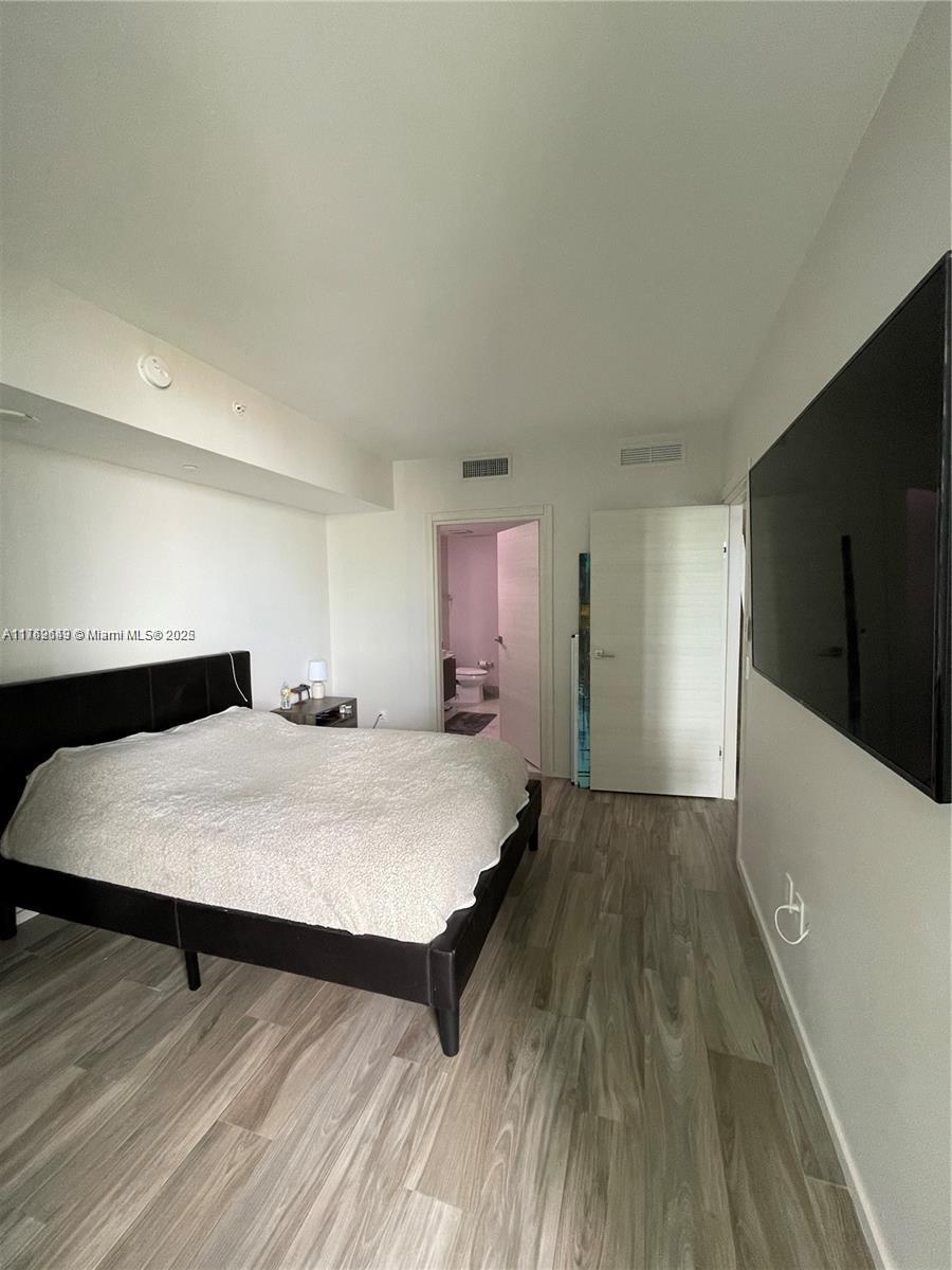 801 S Miami Ave #2907, Miami FL 33130