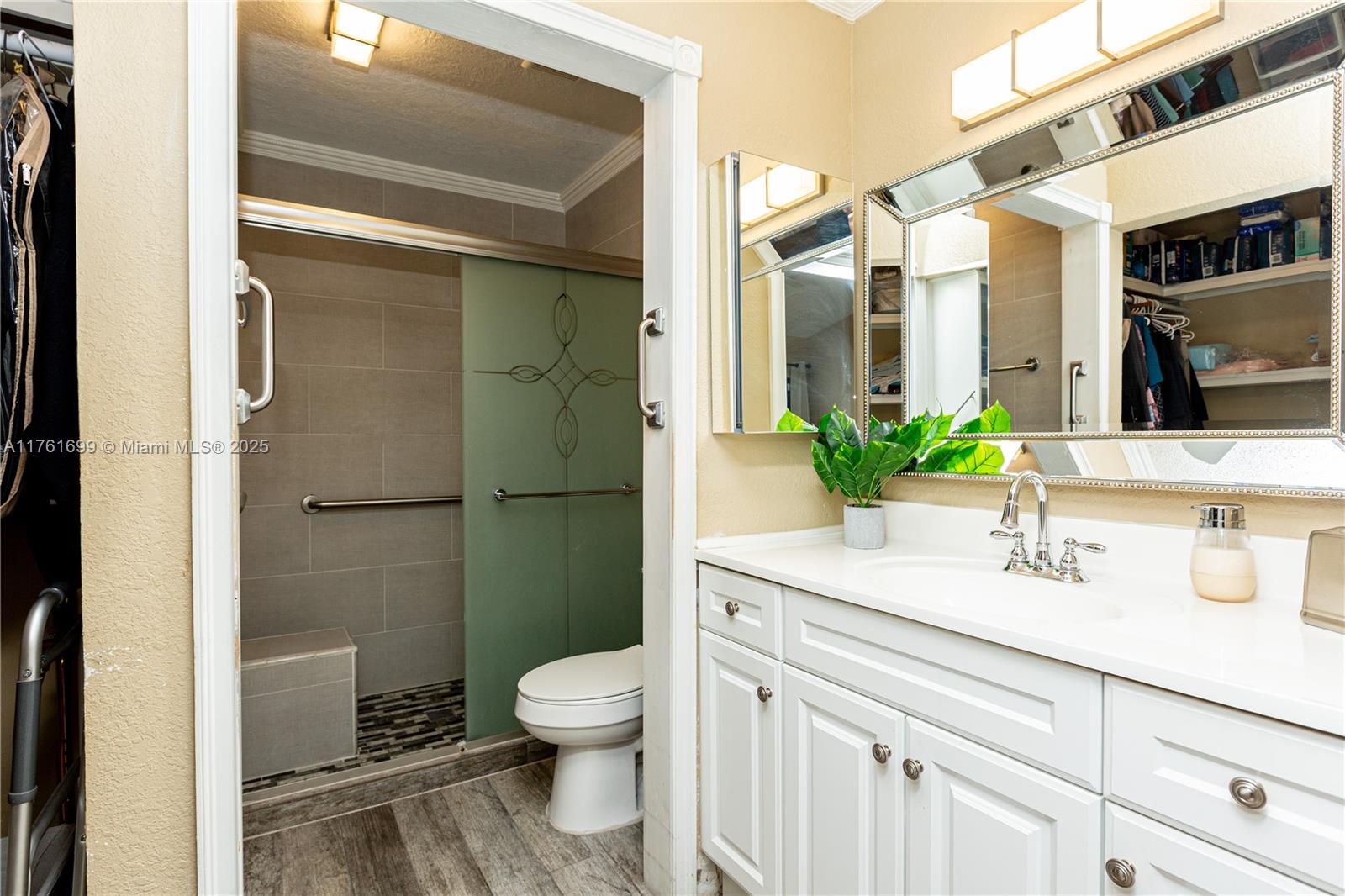 5602 E Parkwalk Cir E, Boynton Beach, Florida image 25