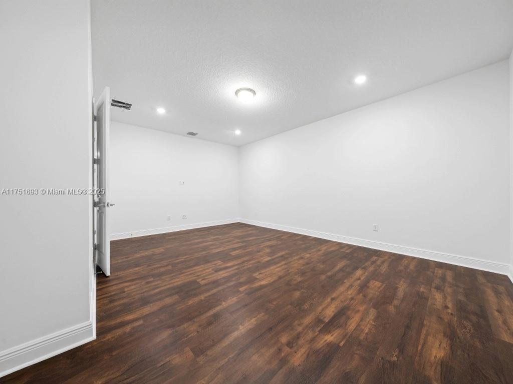 8085 Ludington Cir, Orlando, Florida image 25