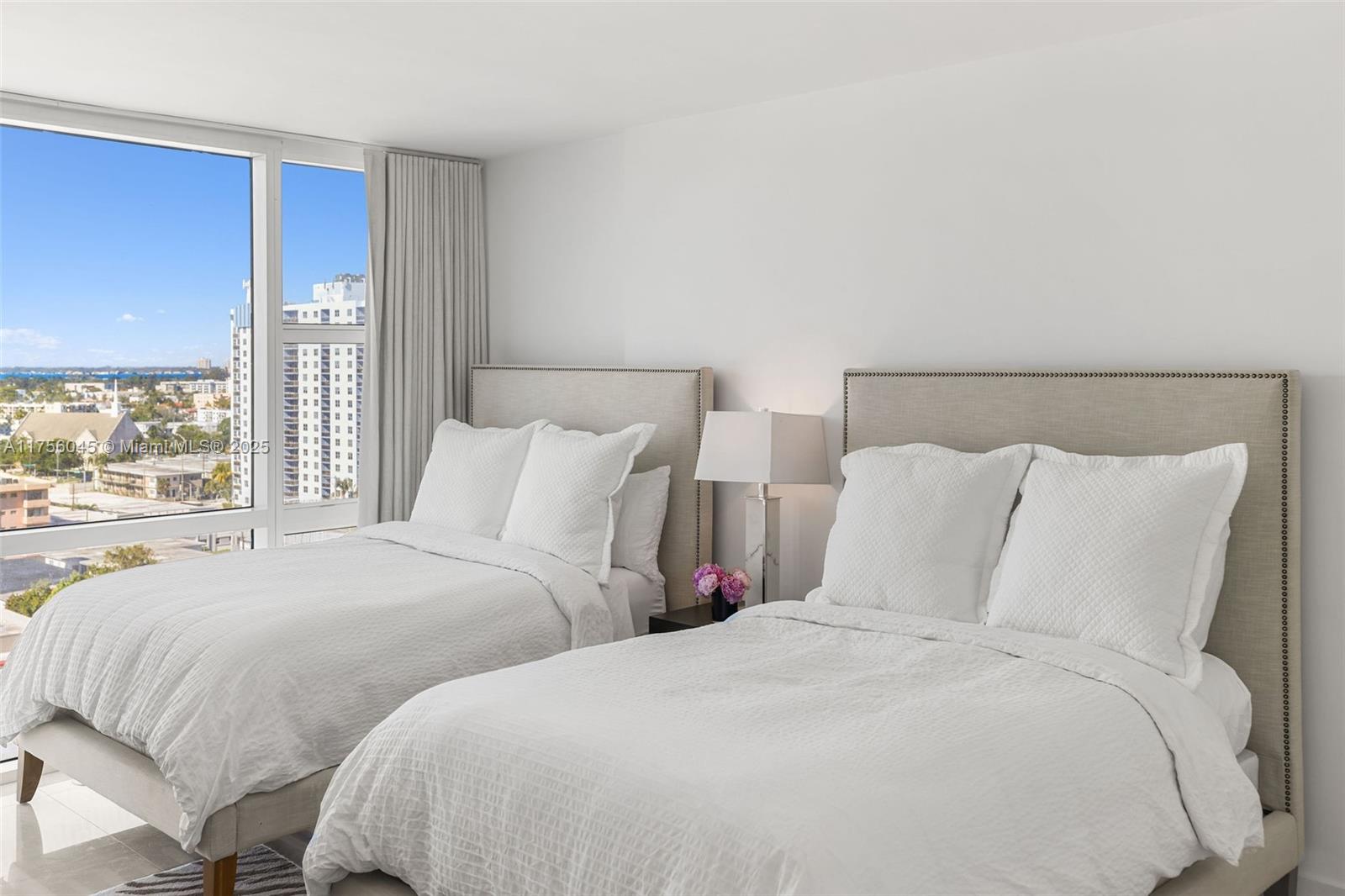 6801 COLLINS AV DOOR# 1102 #(LEGAL #1112), Miami Beach FL 33141