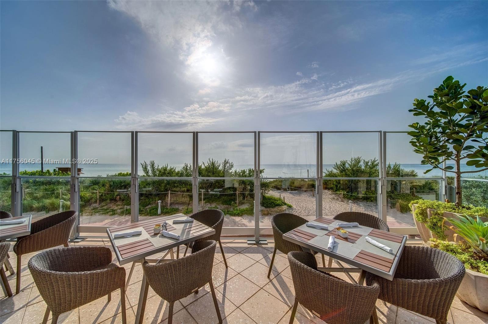 6801 COLLINS AV DOOR# 1102 #(LEGAL #1112), Miami Beach FL 33141